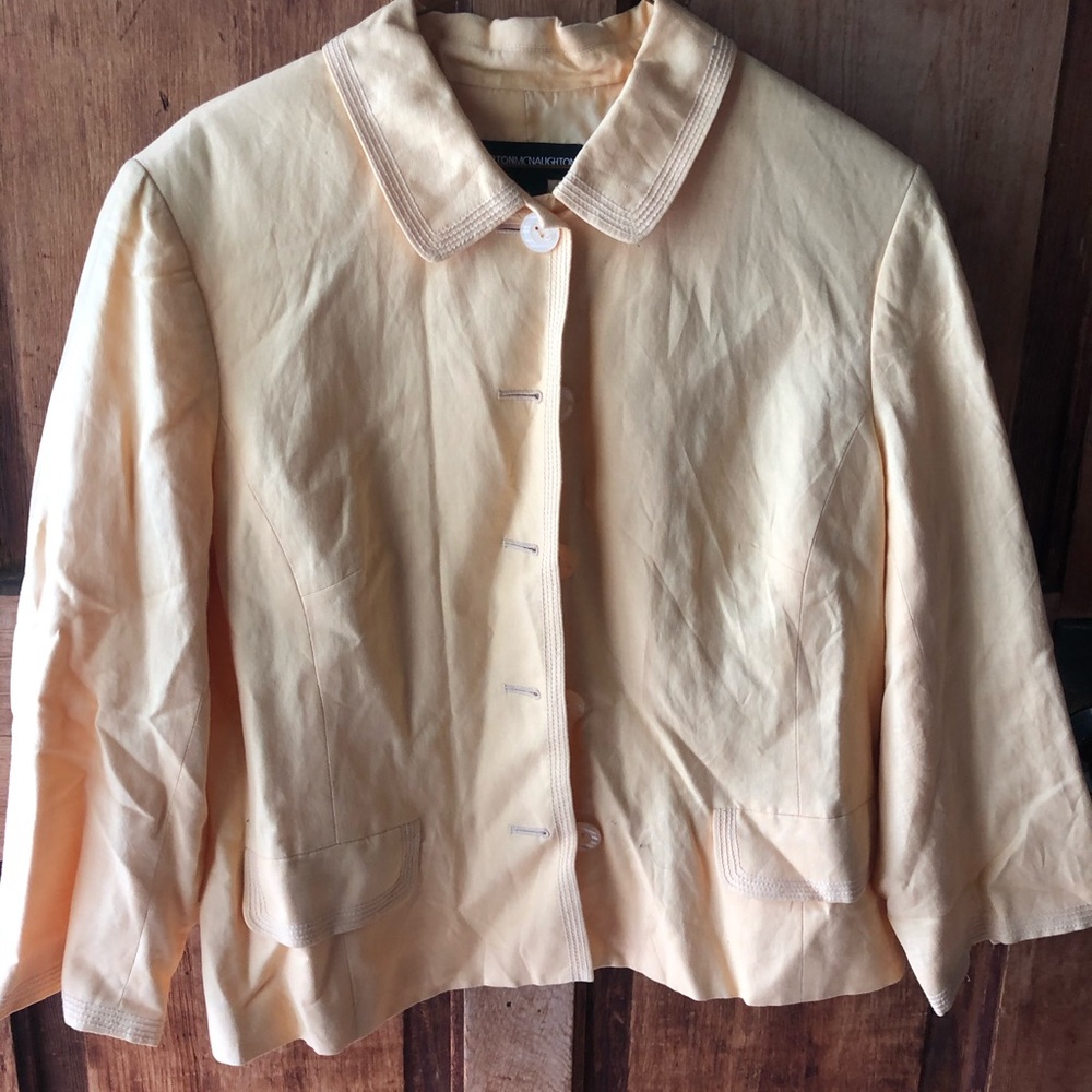 Yellow jacket